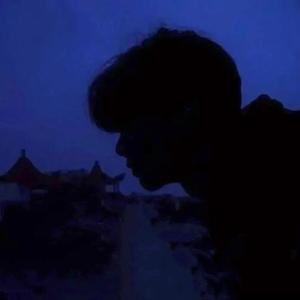 校园迷情综合自拍网
